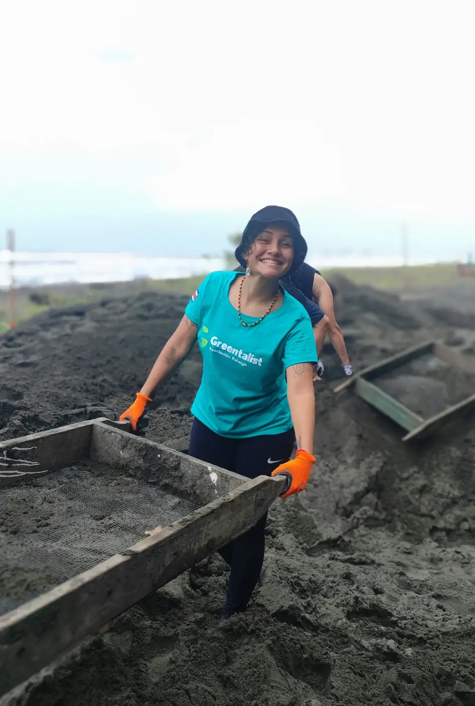 Greentalist volunteers restoring forests in Costa Rica